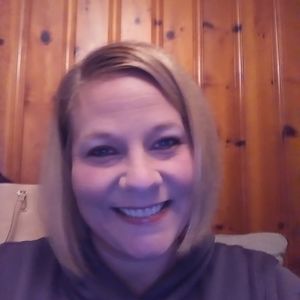 Meet your Posher, Valerie